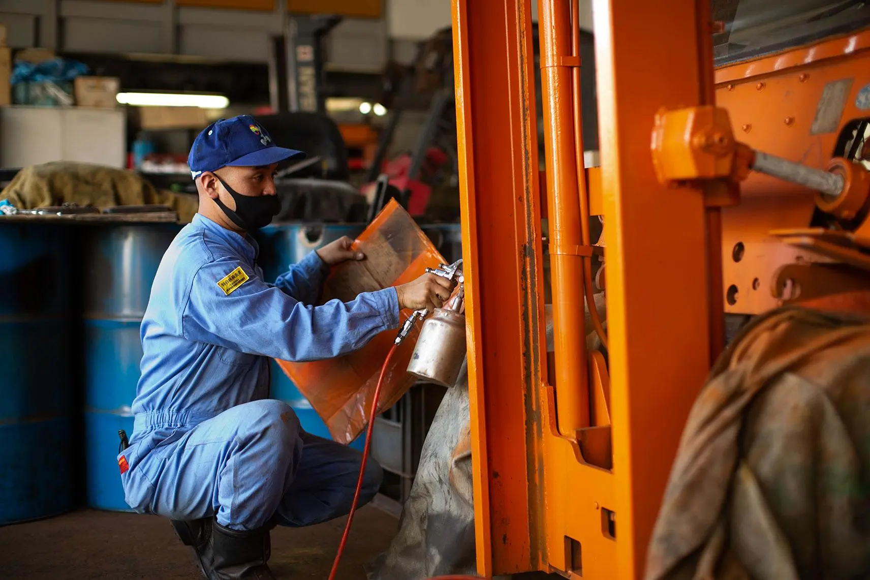 リフト商事 メンテナンス風景